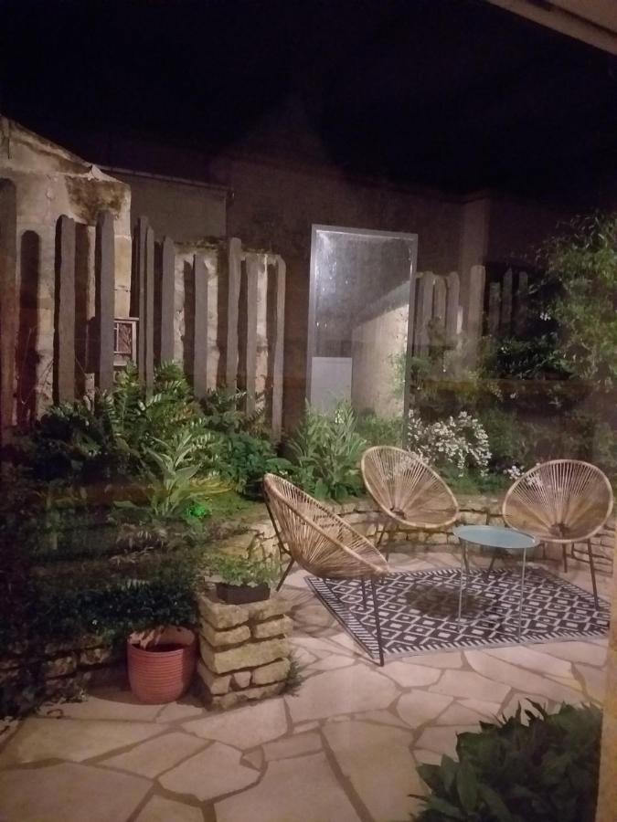 B&B Cote Loire Les Rosiers Екстериор снимка